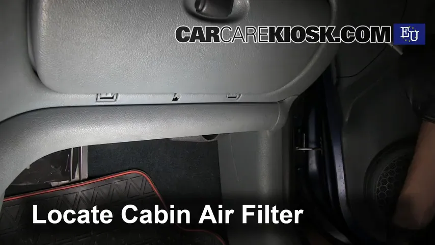 2000 Renault Scenic Megane 1.6L 4 Cyl. Air Filter (Cabin) Replace